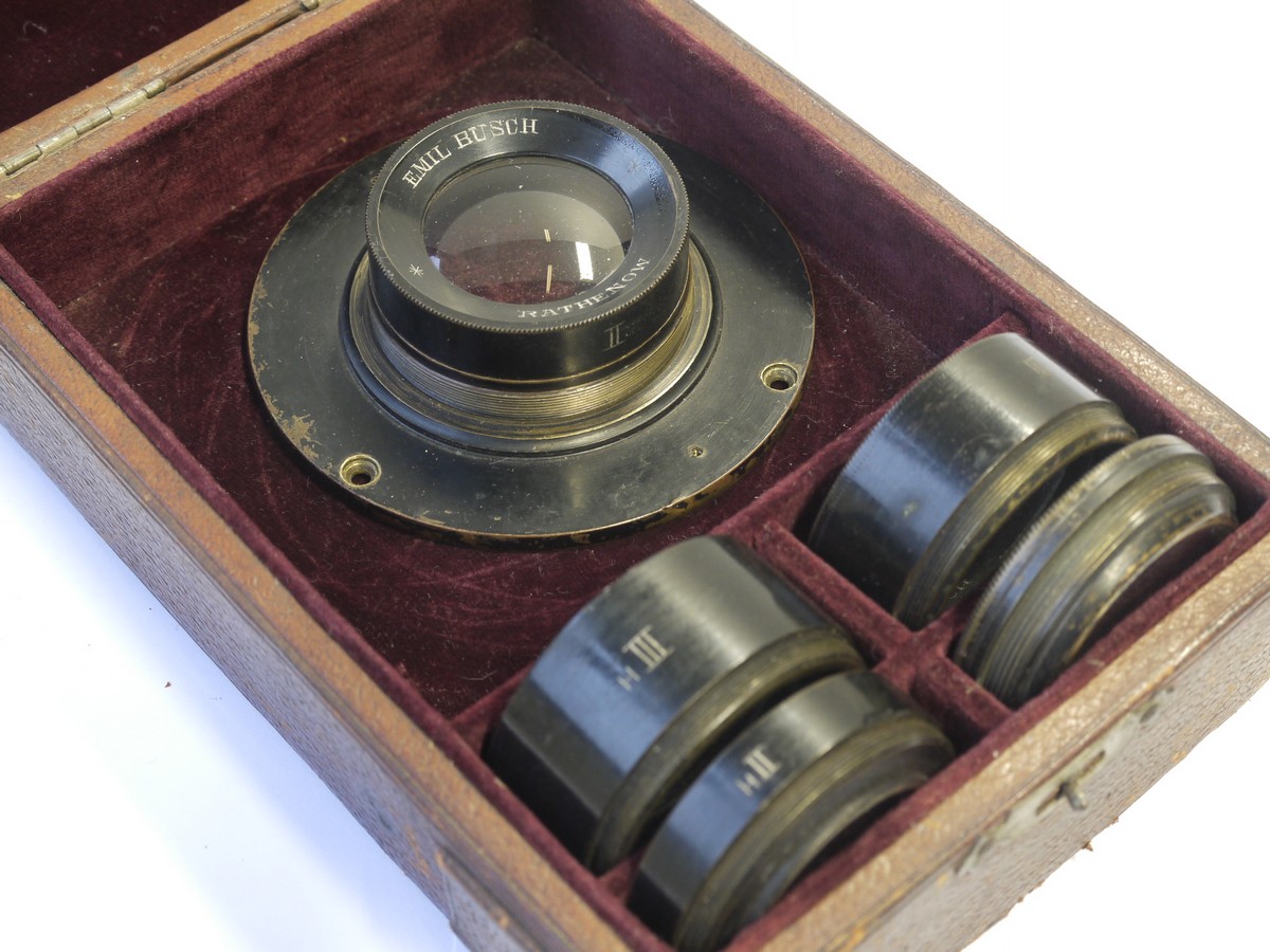 mwclassiccameras-20211224-72 Busch's Unicum-Aplanatsatz set of Five lenses, inscribed Rathenow II & III, and HII, HIII, with one smaller unmarked lens. All in makers presentation box