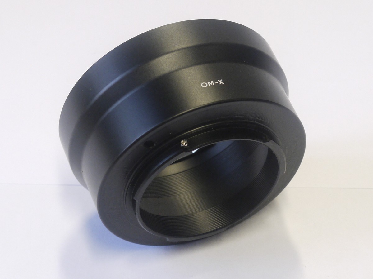 mwclassiccameras-20211231-13 URTH OM-X Lens mount Adapter for using Olympus OM mount lenses on Fuji XF cameras + URTH box