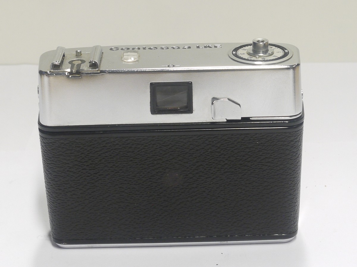 mwclassiccameras-20211231-96 Zeiss Ikon Contessa LKE 35mm coupled rangefinder with 50mm f2.8 Tessar, with rubber lens hood & ER case