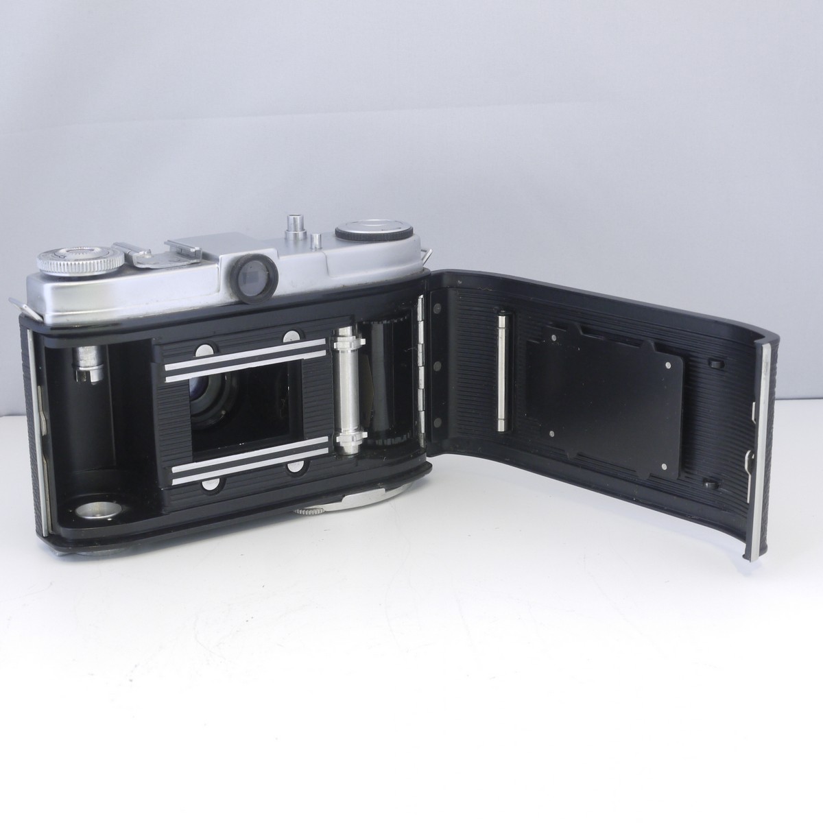 mwclassiccameras-20220204-100 Kodak Retinette 35mm viewfinder camera with 45mm f3.5 Reomar in Compur Rapid shutter + makers ER case