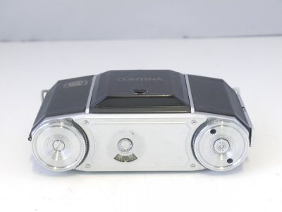 Zeiss Ikon Contina 522/24 35mm folding viewfinder camera with 45mm f3.5 Novar-Anastigmat lens in Pronto shutter + makers ER case