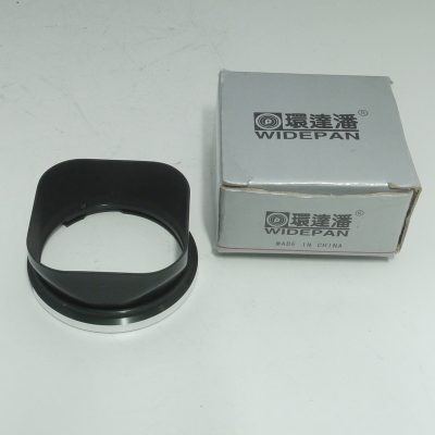 Widepan Bayonet 3 metal lens hood, crackle finish + makers box. For use with f2.8 Planar & Xenotar TLR lenses