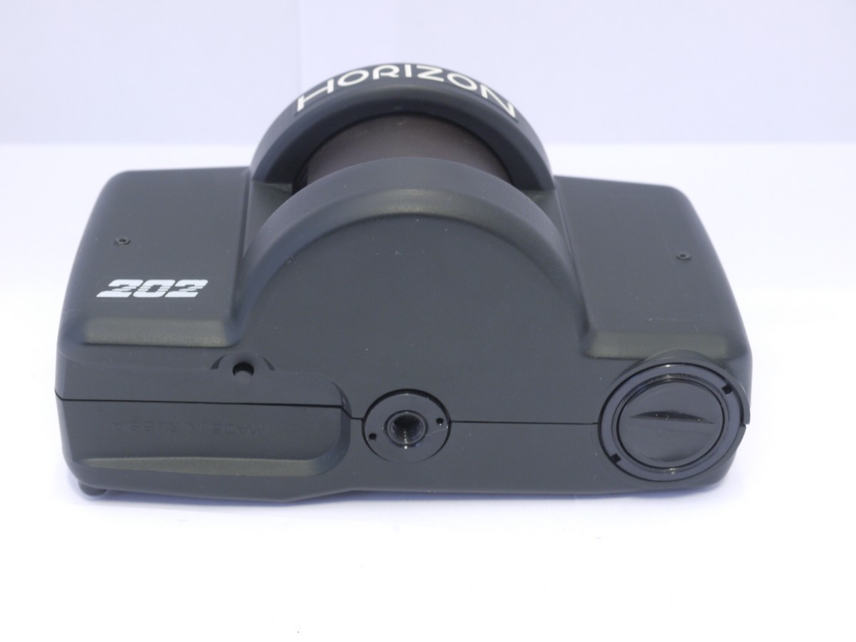 mwclassiccameras-20220304-242 Horizon 202 35mm Panoramic camera with built-in finder & 28mm f2.8 lens + instructions & pouch case