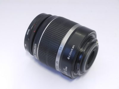 Canon EF-S 18-55mm f3.5-5.6 III zoom + UV filter & caps