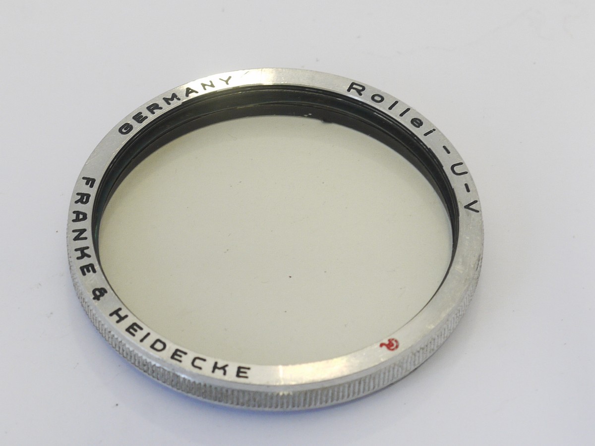 mwclassiccameras-20220311-66 Rollei Bayonet 3 UV Filter for use with f2.8 Planar/Xenotar Rolleiflex TLR lenses