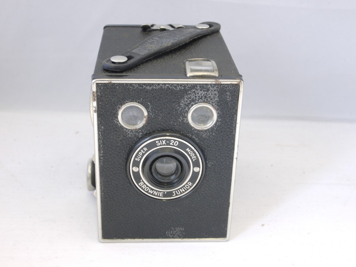mwclassiccameras-20220325-136 Kodak Super Six-20 Brownie Junior Box camera, with Instructions, Tags & Canvas case
