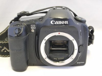 Canon EOS 10D 6.3MP DSLR body, with Accessory Screen hood/button connector + Canon neck strap, 2 x Batteries & Canon CA-PS400 Compact Power Adapter