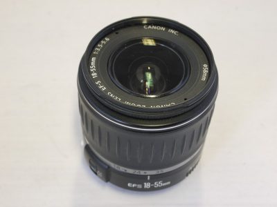 Canon EF-S 18-55mm f3.5-5.6 Zoom lens + makers front cap