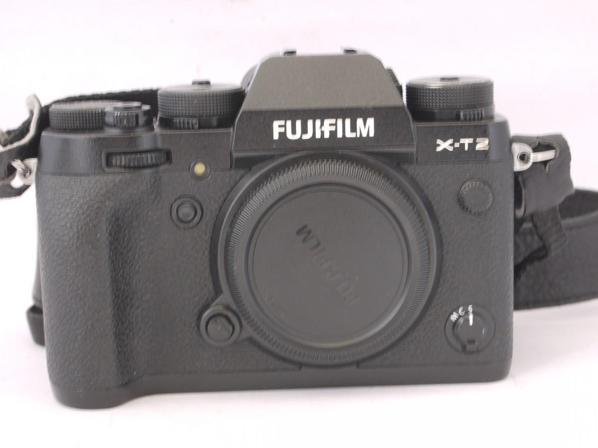 mwclassiccameras-20220422-140 Fujifilm X-T2 24.3MP Digital Mirrorless camera body, CMOS III Sensor, with 2 x Fuji Batteries, BC-W126S Charger, EF-X8 Mini Flash, Neck Strap,, Instructions, body cap & makers box with full packaging