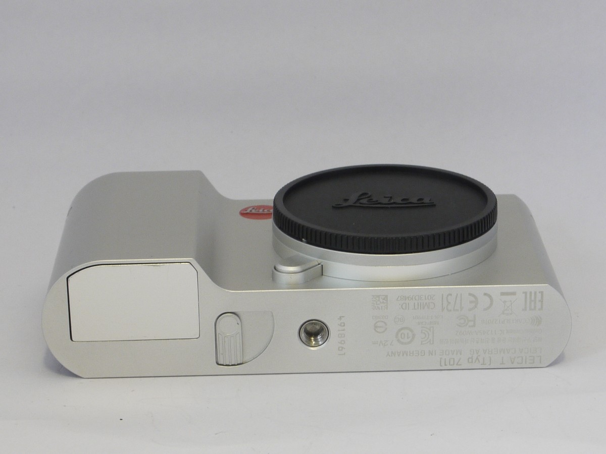 mwclassiccameras-20220429-247 Leica T Type 701 16.3 MP Digital Camera body, Silver (18181) with body cap, Battery, Leica Battery Charger, Leica Universal Strap Lugs, Neck Strap, Leica Grey Case base & makers Box with full packaging