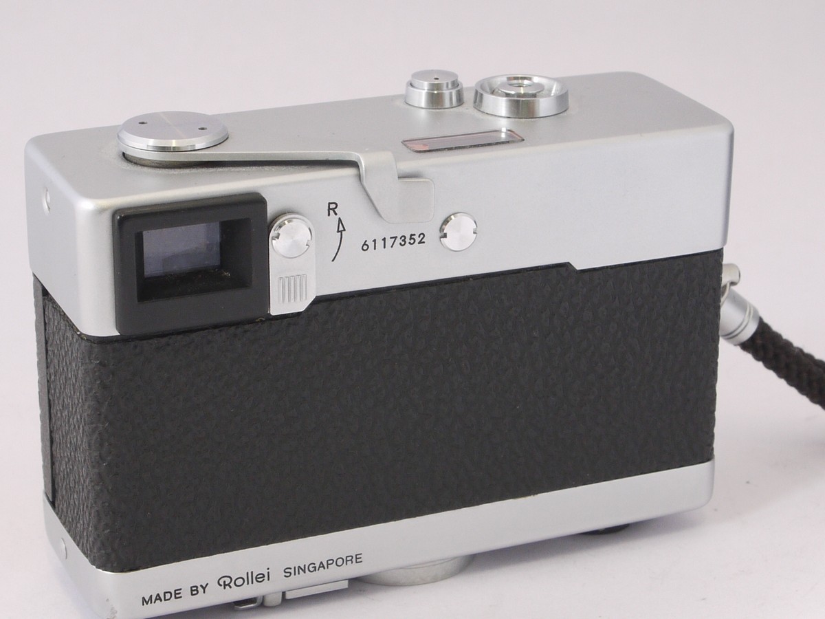 mwclassiccameras-20220513-26 Rollei 35 chrome, with 40mm f3.5 Tessar collapsible lens, with makers front cap, strap & pouch case