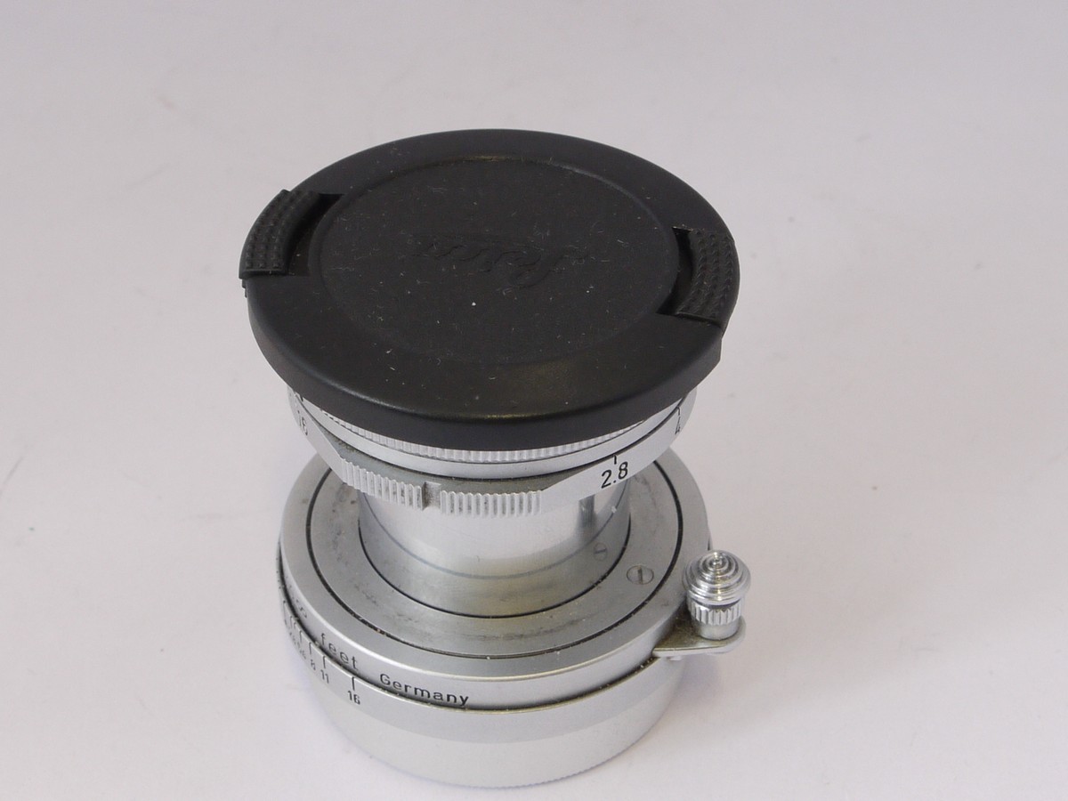 mwclassiccameras-20220513-34 Leitz Wetzlar 50mm f2.8 Elmar-L39 chrome collapsibe lens )No.1819708) + caps