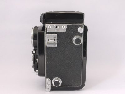 Minolta Autocord 6x6 TLR with 75mm f3.5 Rokkor lens in Citizen-MVL shutter