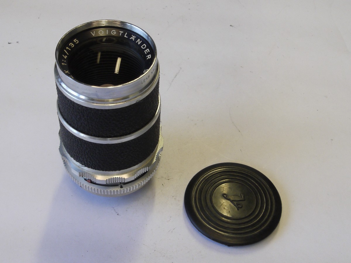 mwclassiccameras-20220527-358 Voigtlander 135mm f4 Super-Dynarex Deckel mount Bessamatic lens