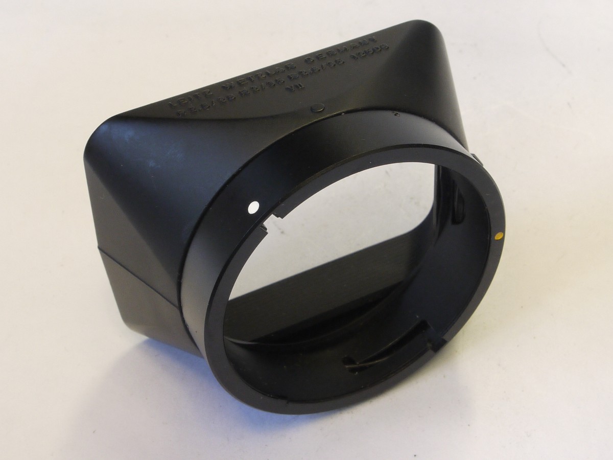 mwclassiccameras-20220527-400 Leitz bayonet fitting hard plastic square shaped lens hood for 28/2.8, 35/2 & 35.2.8 R lenses (12509) + makers instructions & Box