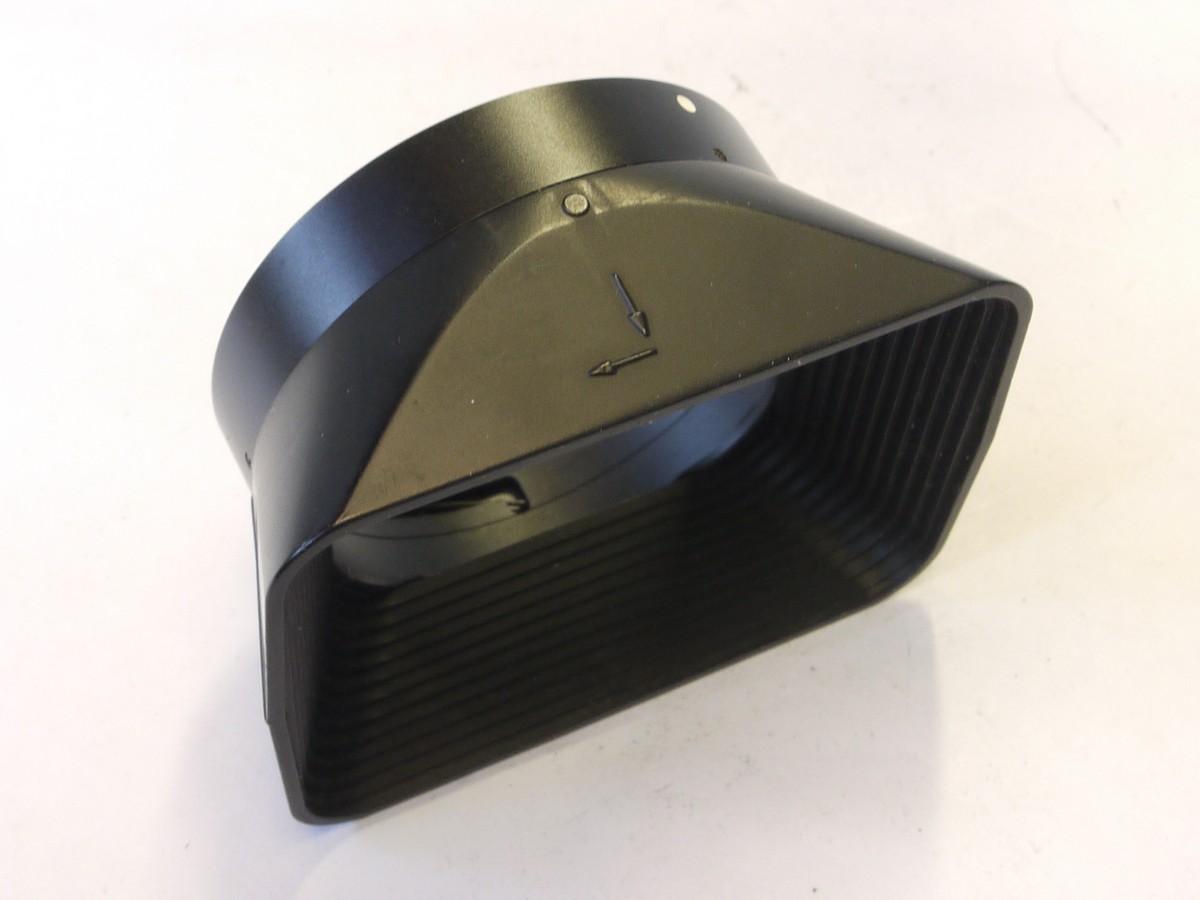 mwclassiccameras-20220527-401 Leitz bayonet fitting hard plastic square shaped lens hood for 28/2.8, 35/2 & 35.2.8 R lenses (12509) + makers instructions & Box