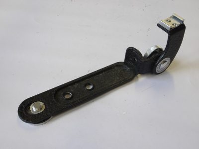Leitz Adjustable Flash bracket, black crackle metal