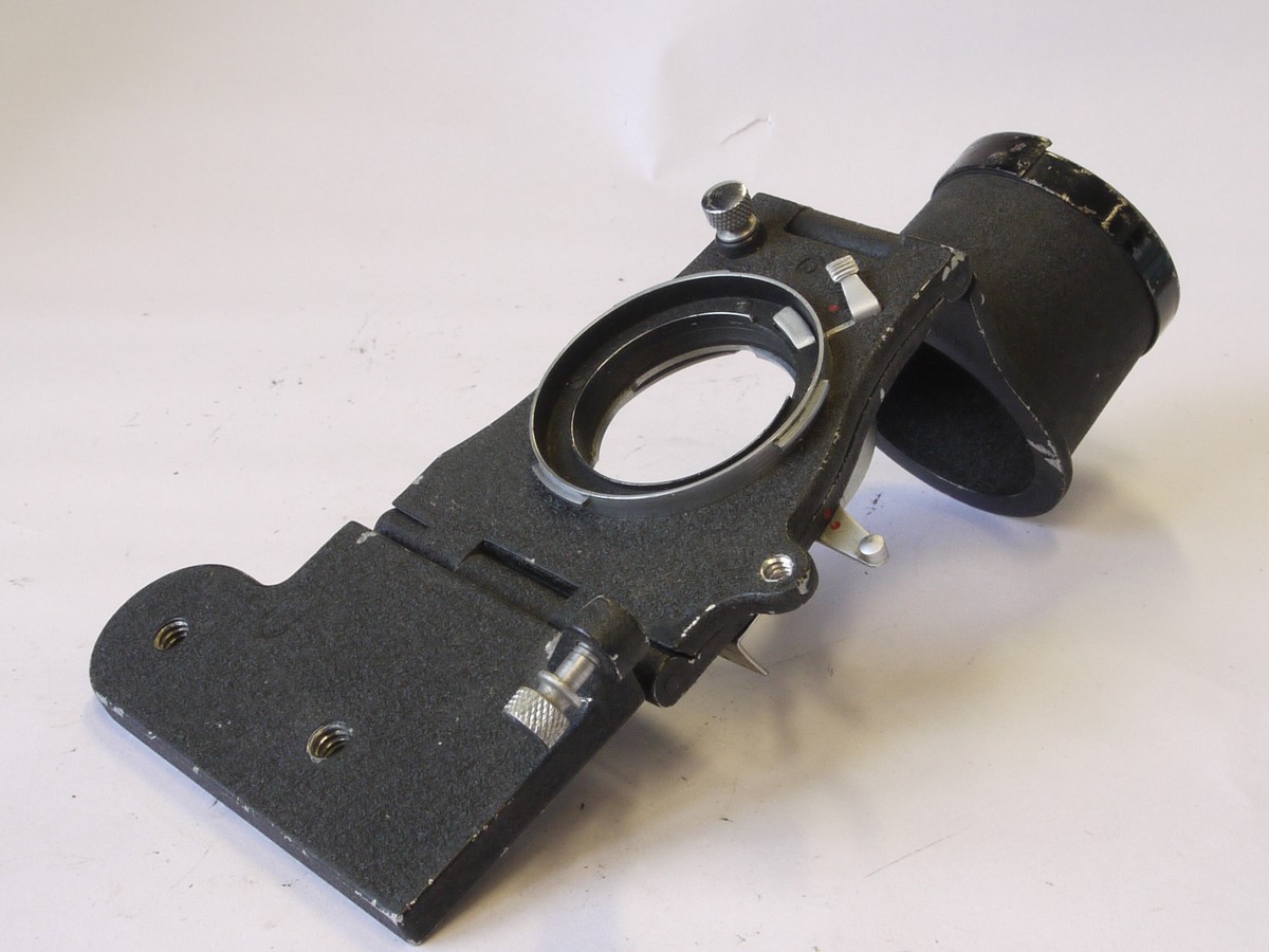 mwclassiccameras-20220603-161 Speed-O-Copy Vintage Copying device for Contax S Rangefinder cameras/lenses, with hinging ground glass part & hinging base . Has Contax S Rangefinder camera & lens mounts