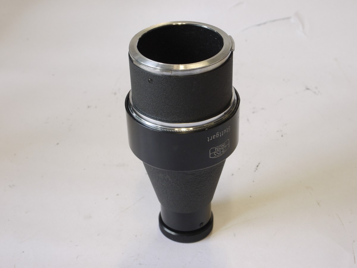 mwclassiccameras-20220603-382 Zeiss Ikon Stuttgart Set of Two Contax Rangefinder Accessories. Vertical Magnifying finder (1251) + Ground Glass focus Checker (5520/6)