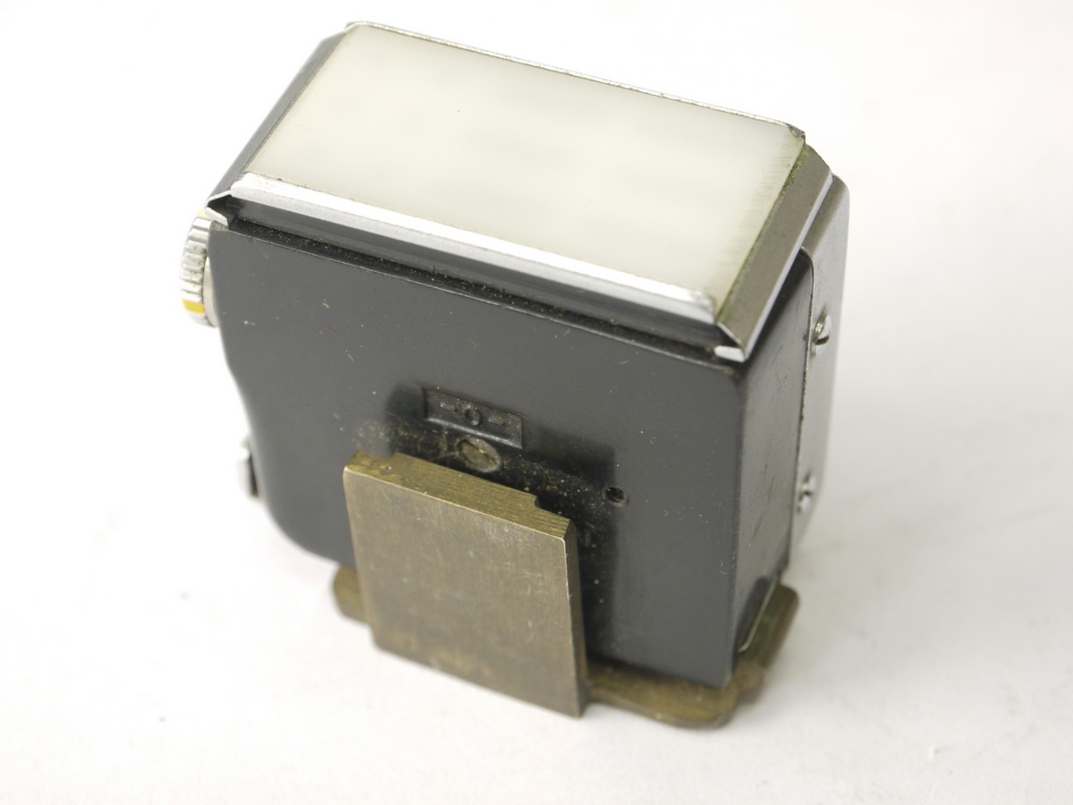mwclassiccameras-20220715-305 Canon-Meter, selenium cell, for Canonflex SLR, with independent made shoe adapter