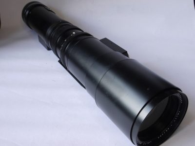 Leitz Wetzlar 400mm f6.8 Telyt-R lens (No.2514784) with tripod mount, uilt-in lens hood & removable R mount + makers caps