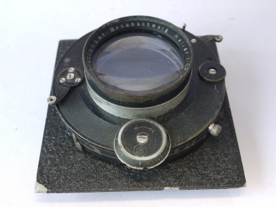 Voigtlander 18cm f4.5 Heliar single coated lens in Compur shutters & Linhof stippled paint finish panel