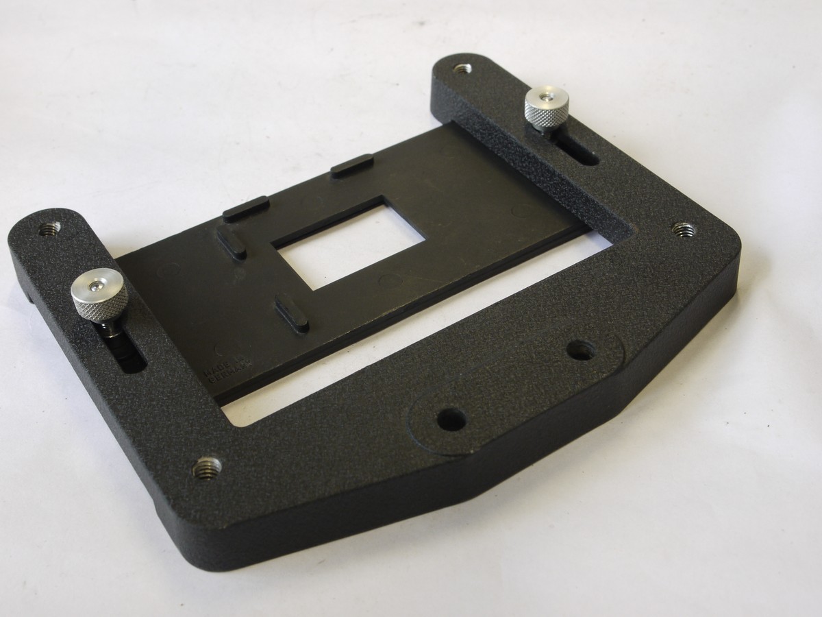 mwclassiccameras-20220819-123 Kodak Negative carrier/copier with 3 sets of Extension lens & one additional leg