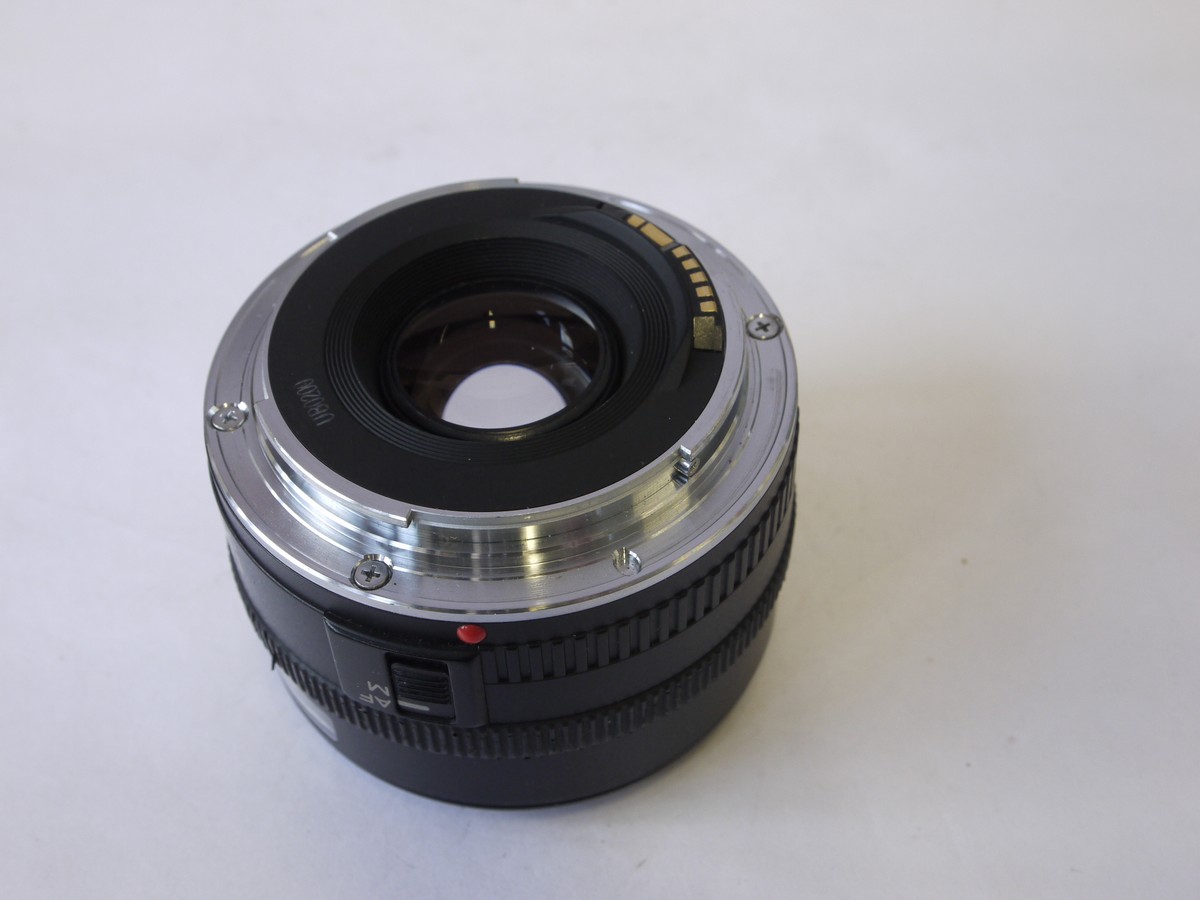 mwclassiccameras-20220819-27 Canon EF 50mm f1.8 Lens + makers caps & independent made DC-S 52mm screw-in lens hood
