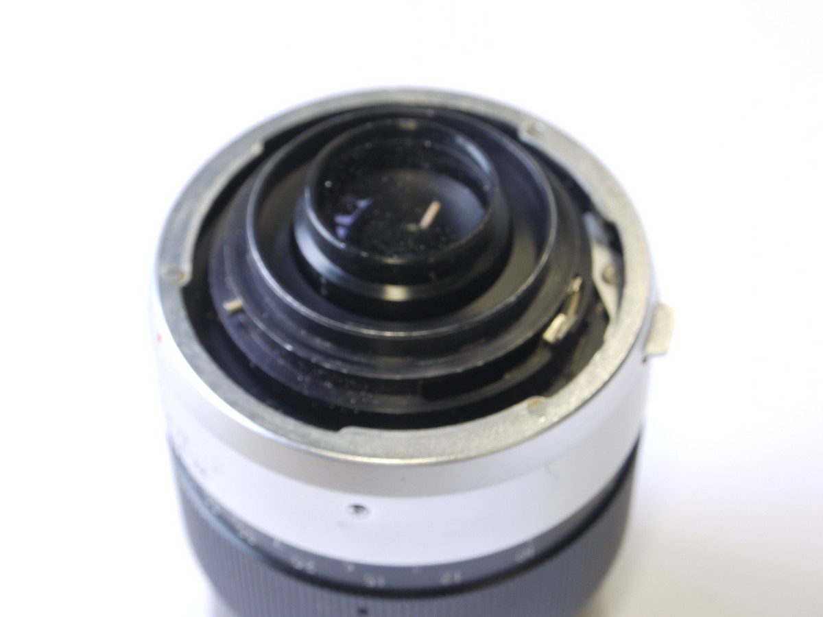 mwclassiccameras-20220909-185 Topcon Tokyo Kogaku 135mm f4 UV Topcor lens for the Unirex/Wink SLRs + makers front cap & case