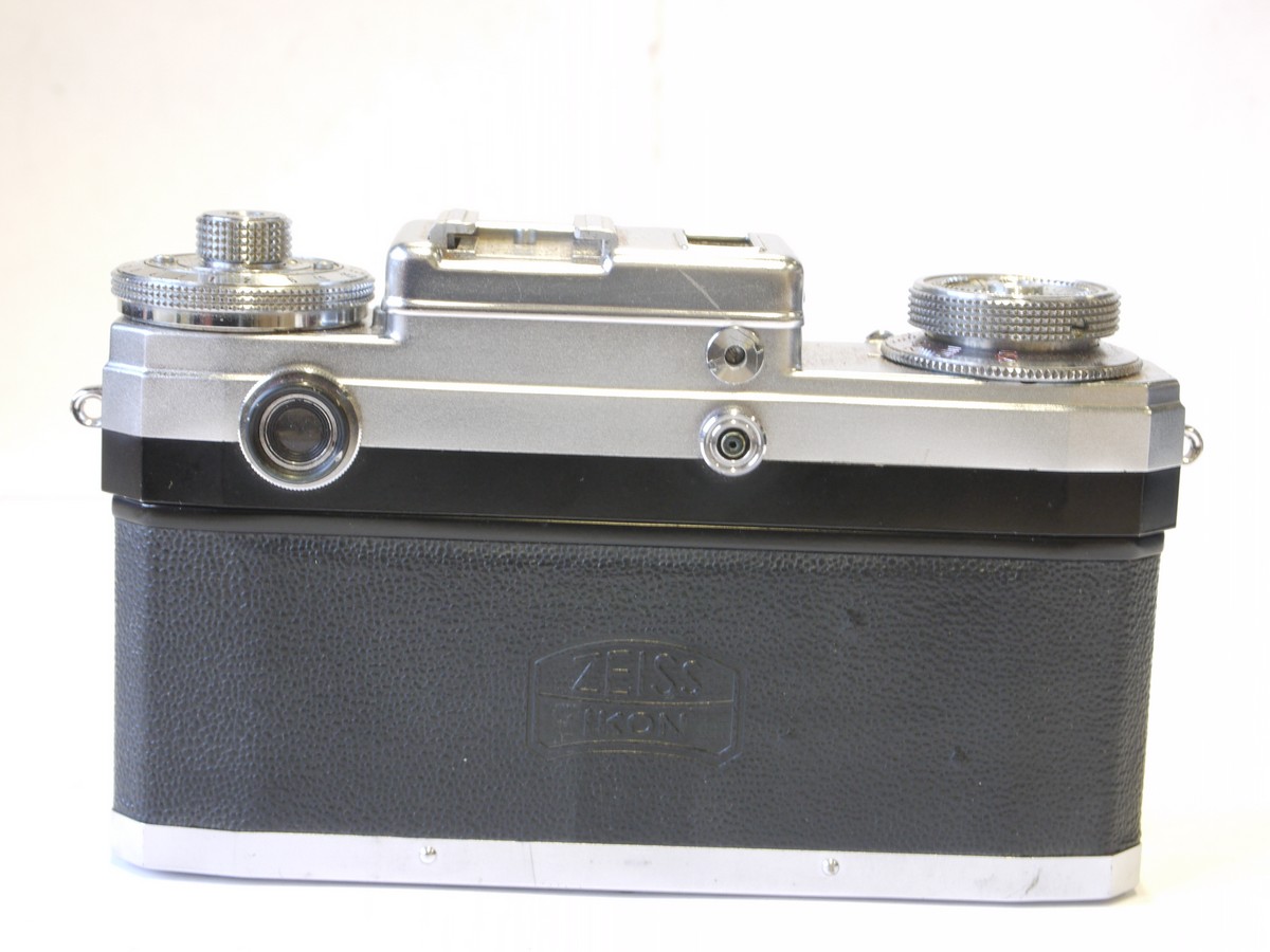 mwclassiccameras-20220916-359 Zeiss Ikon Contax IIIa with coloured shutter dial numbers + Carl Zeiss 50mm f1.5 Sonnar lens & makers ER case