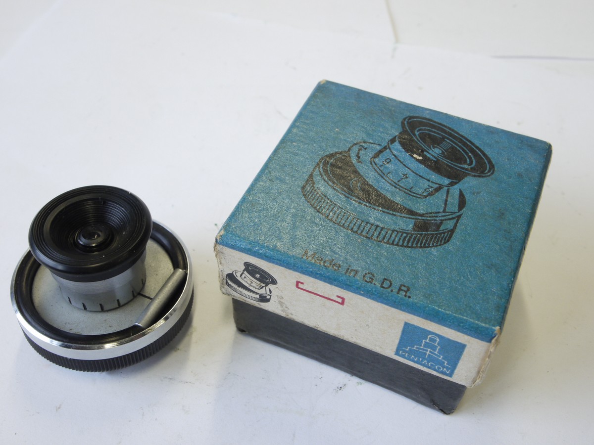 mwclassiccameras-20220923-371 Pentacon Hinging Eyepiece finder for the Praktica L, LLC & RTL1000 cameras + makers box