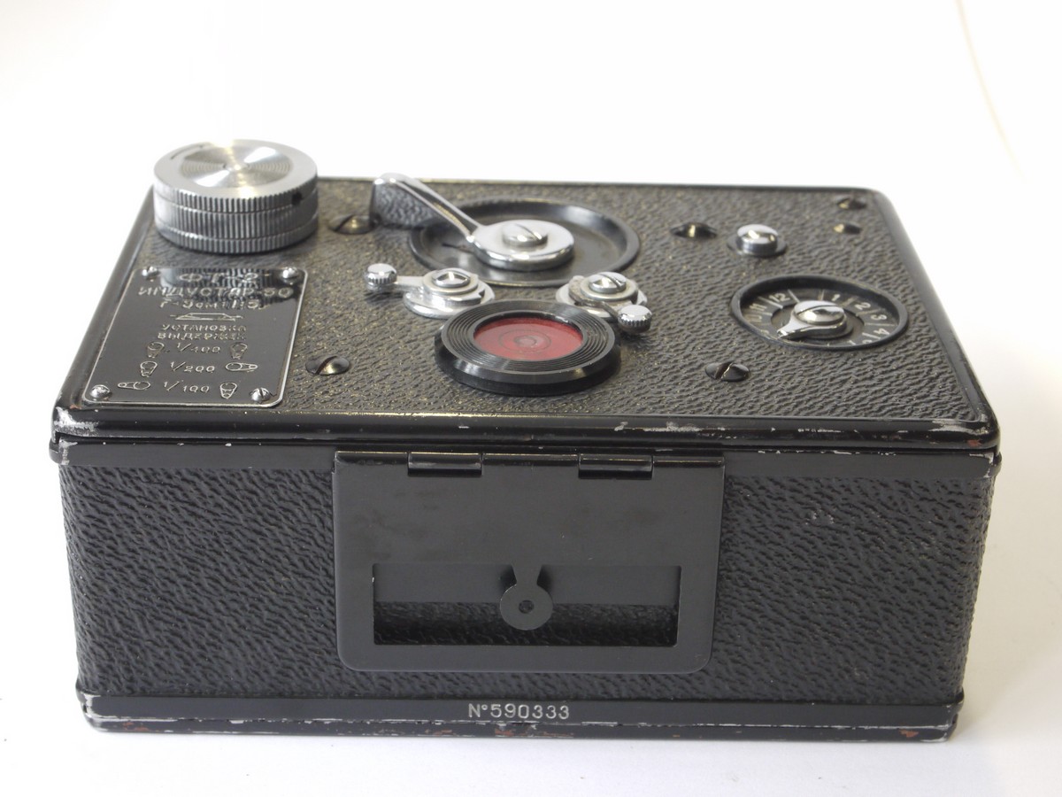 mwclassiccameras-20220923-554 Krasnagorsk FT-2 35mm Panoramic camera with 5cm f5 lens + set of 2 cassettes for use.