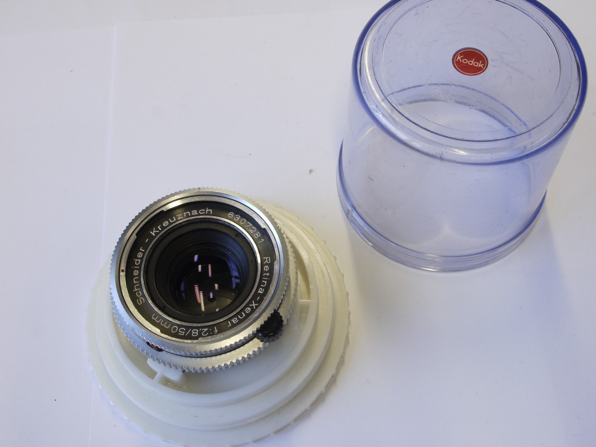 mwclassiccameras-20221007-140 Schneider 50mm f2.8 Retina-Xenar Deckel DKL mount lens + makers keeper case