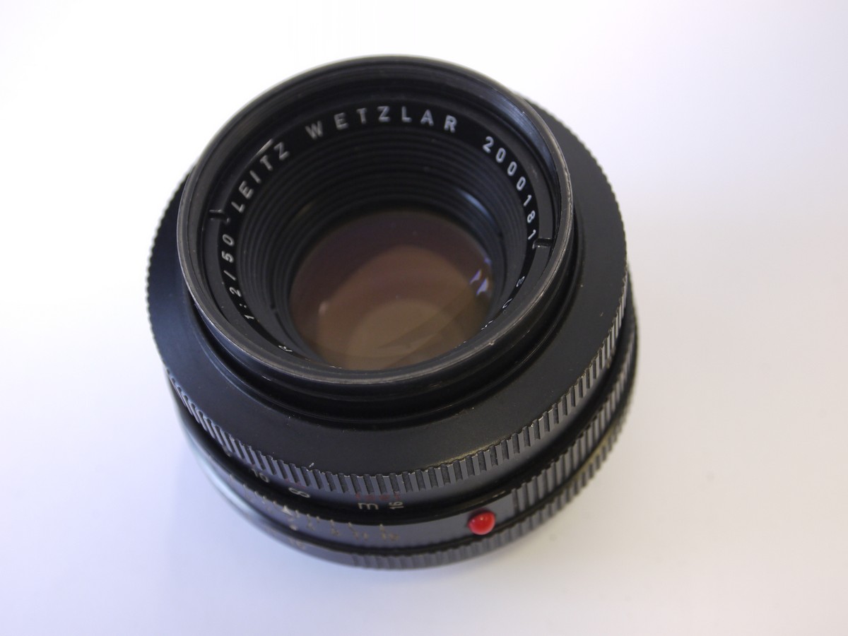 mwclassiccameras-20221021-70 Leitz Wetzlar 50mm f2 Summicron-R Single Cam (No.2000181)