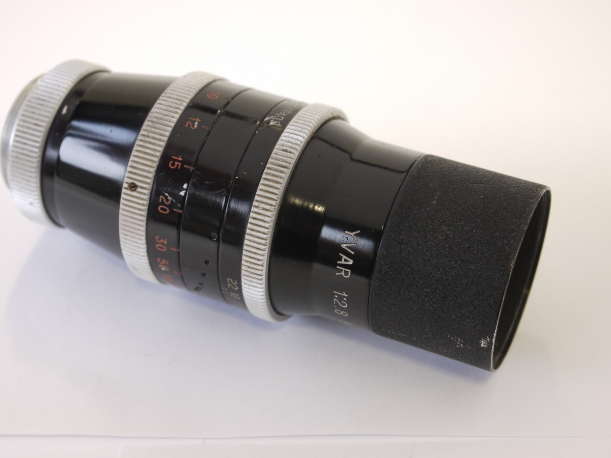 mwclassiccameras-20221118-207 Kern 75mm f2.8 Yvar AR 16mm cine "C" mount lens + makers lens hood