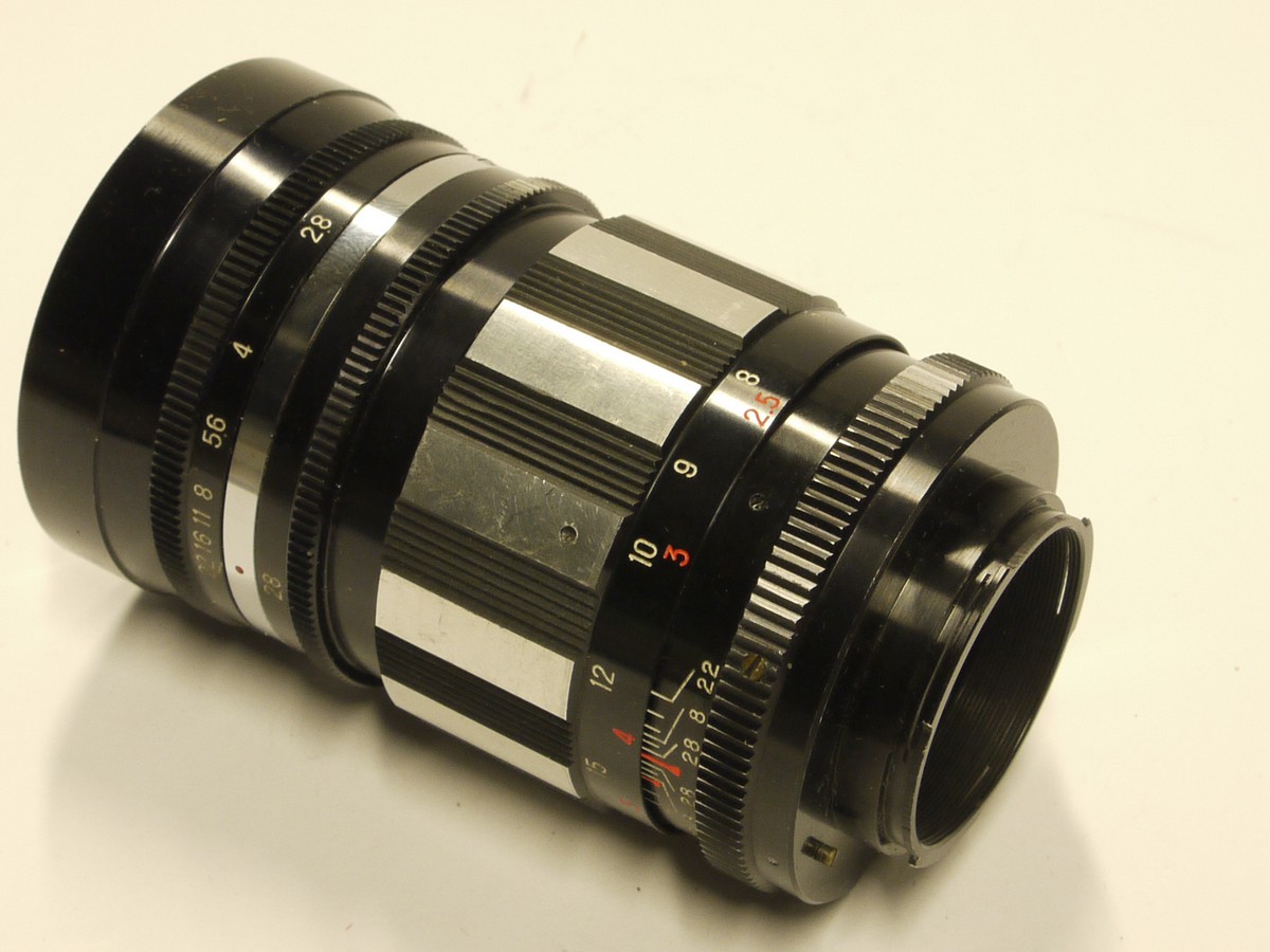 mwclassiccameras-20221118-341 Hansa 135mm f2.8 manual focus Exakta mount pre-set lens