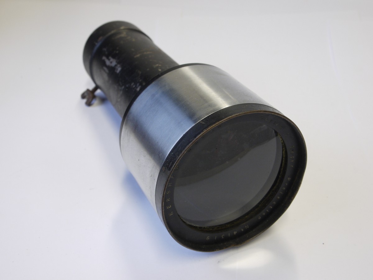 mwclassiccameras-20221125-210 Kershaw 6 inch Series C Super Projection lens, coated. No Iris. Glass diameter is 70mm. 180mm front gass to rear glass