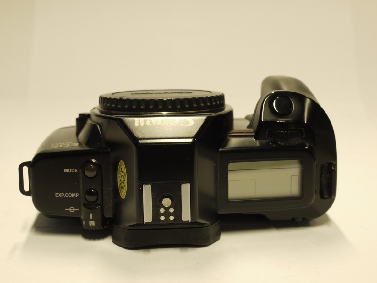 Canon EOS 650 35mm AF SLR body, with Date Back, body cap, neck