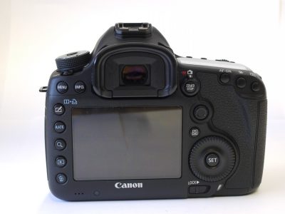 Canon EOS 5D Mark III 22.3MP Digital SLR body, with body cap, Canon LP-E6 Battery & Canon LC-E6E Charger
