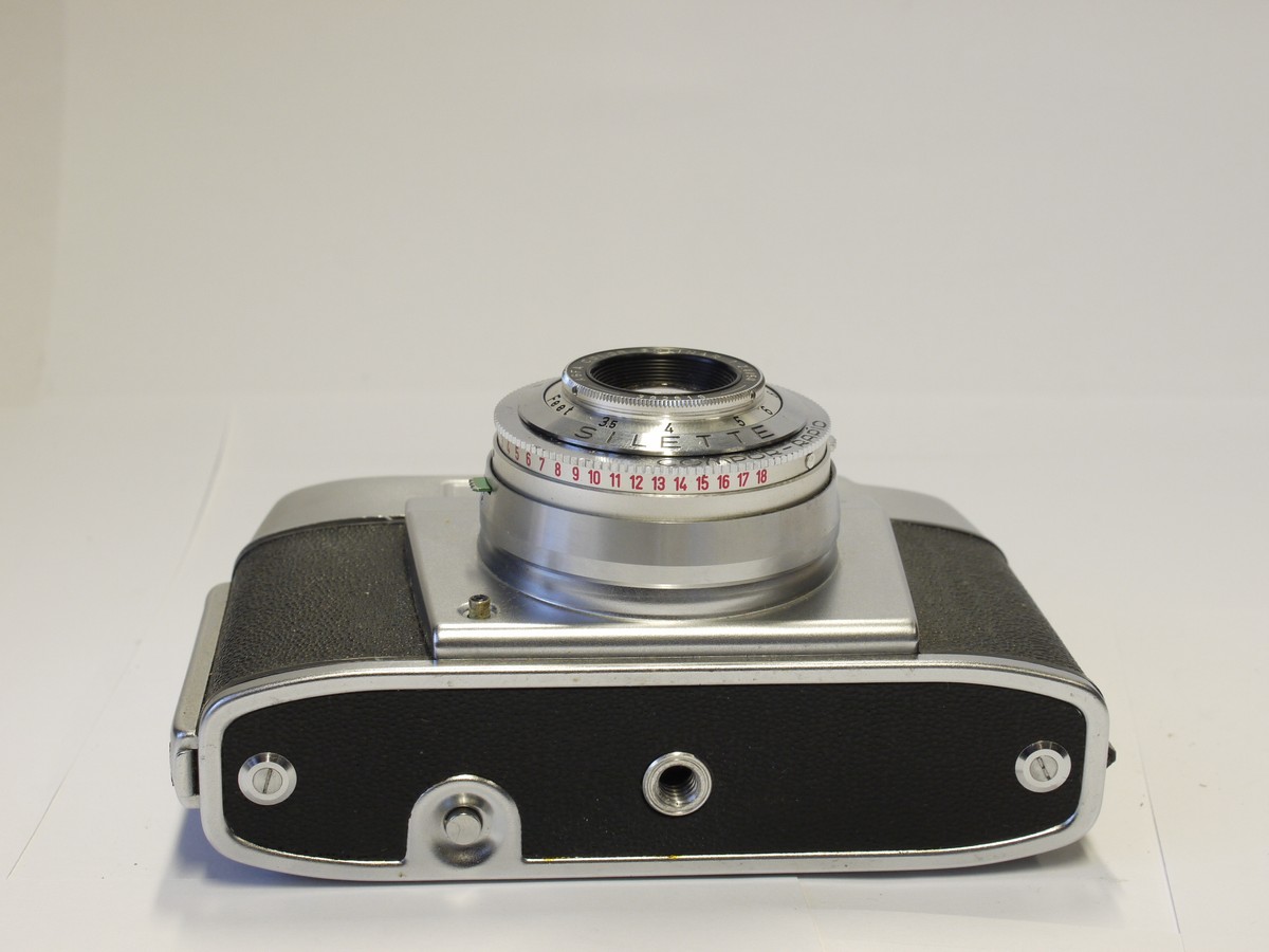 mwclassiccameras-20221223-183 Agfa Silette 35mm camera with 50mm f2.9 Color-Solinar coated lens in Compur-Rapid shutter with ER case + Watameter II shoe mounting short base rangefinder in case