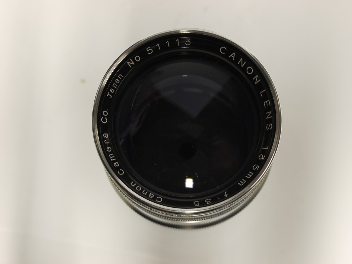 mwclassiccameras-20230113-394 Canon 135mm f3.5 All chrome lens, L39 Rangefinder coupled, with Canon 48mm UV filter, Series 7/48mm adapter ring, makers Series VII lens hood & rear cap