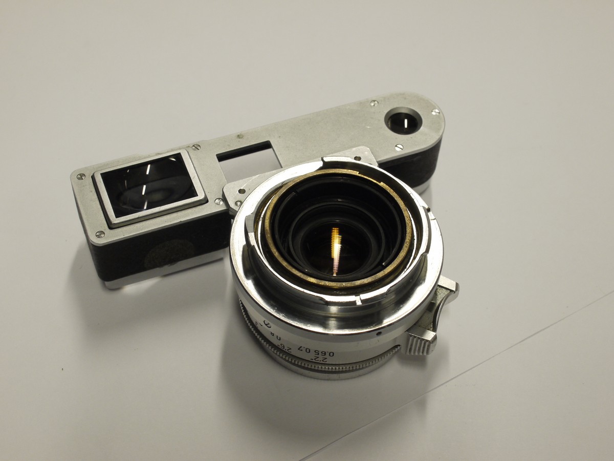 mwclassiccameras-20230113-454 Leitz Wetzlar 35mm f2.8 Summaron-M (No.1755484) with Spectacle finder (goggles) + makers caps