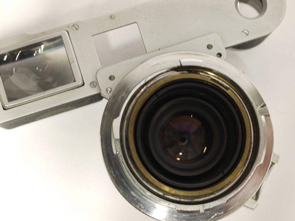 mwclassiccameras-20230113-456 Leitz Wetzlar 35mm f2.8 Summaron-M (No.1755484) with Spectacle finder (goggles) + makers caps