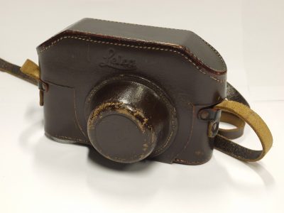 Leitz leather ER case for Post-War L39 camera with high top for use with rangefinder on top. Small size Tripod mount