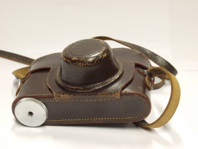 Leitz leather ER case for Post-War L39 camera with high top for use with rangefinder on top. Small size Tripod mount