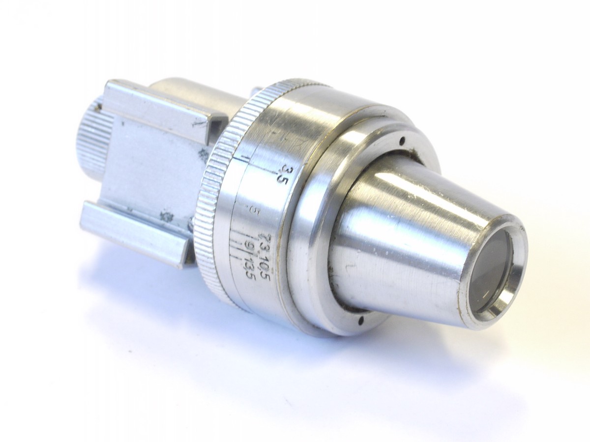mwclassiccameras-20230120-578 Leitz Universal Shoe Finder, all chrome, for 35, 50, 73, 90, 105 & 135mm (VIDOM)