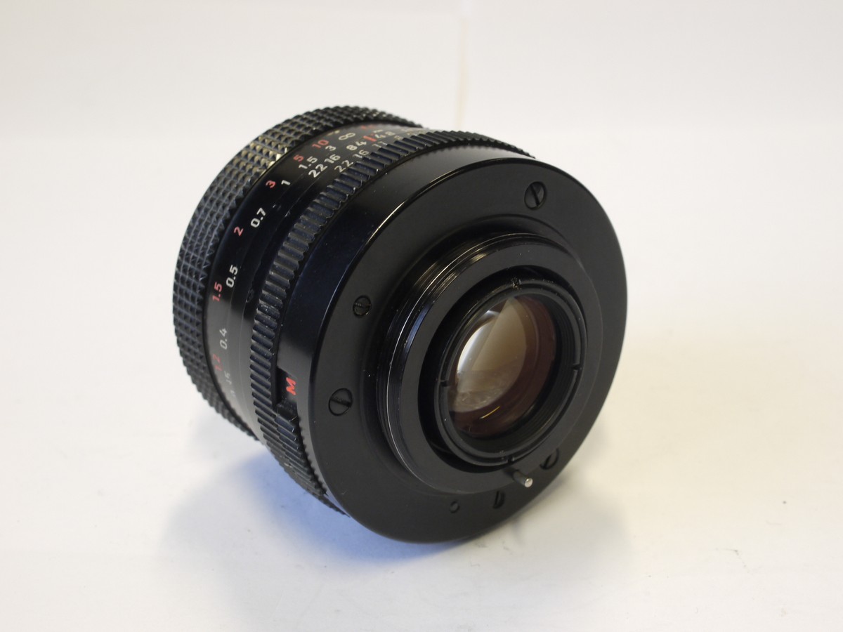 mwclassiccameras-20230127-173 Carl Zeiss Jena DDR 35mm f2.4 Flektogon MC manual focus lens in auto M42 screw mount