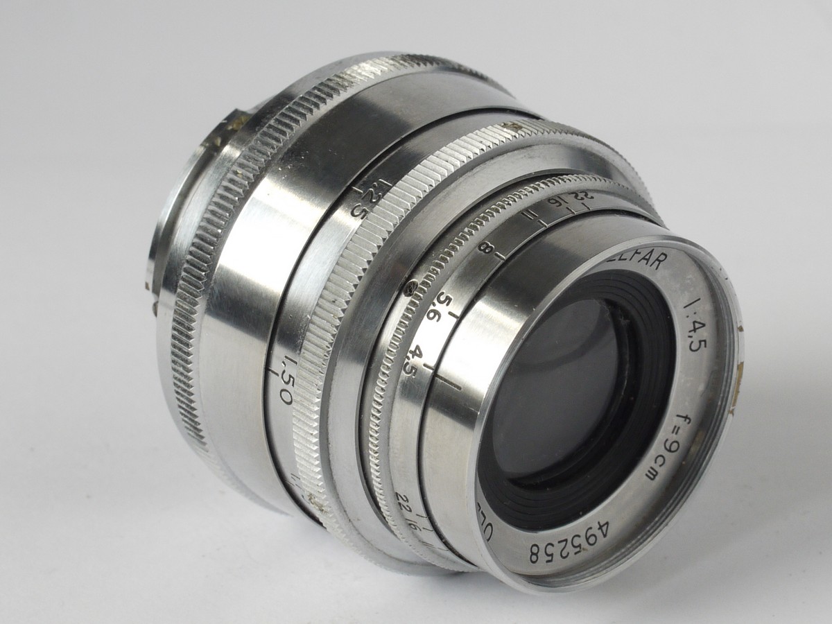 mwclassiccameras-20230203-34 Old Delft (Holland) 9cm f4.5 Delfar coated all chrome portrait lens in manual Exakta mount + Old Delft Tan leather case. RARE LENS