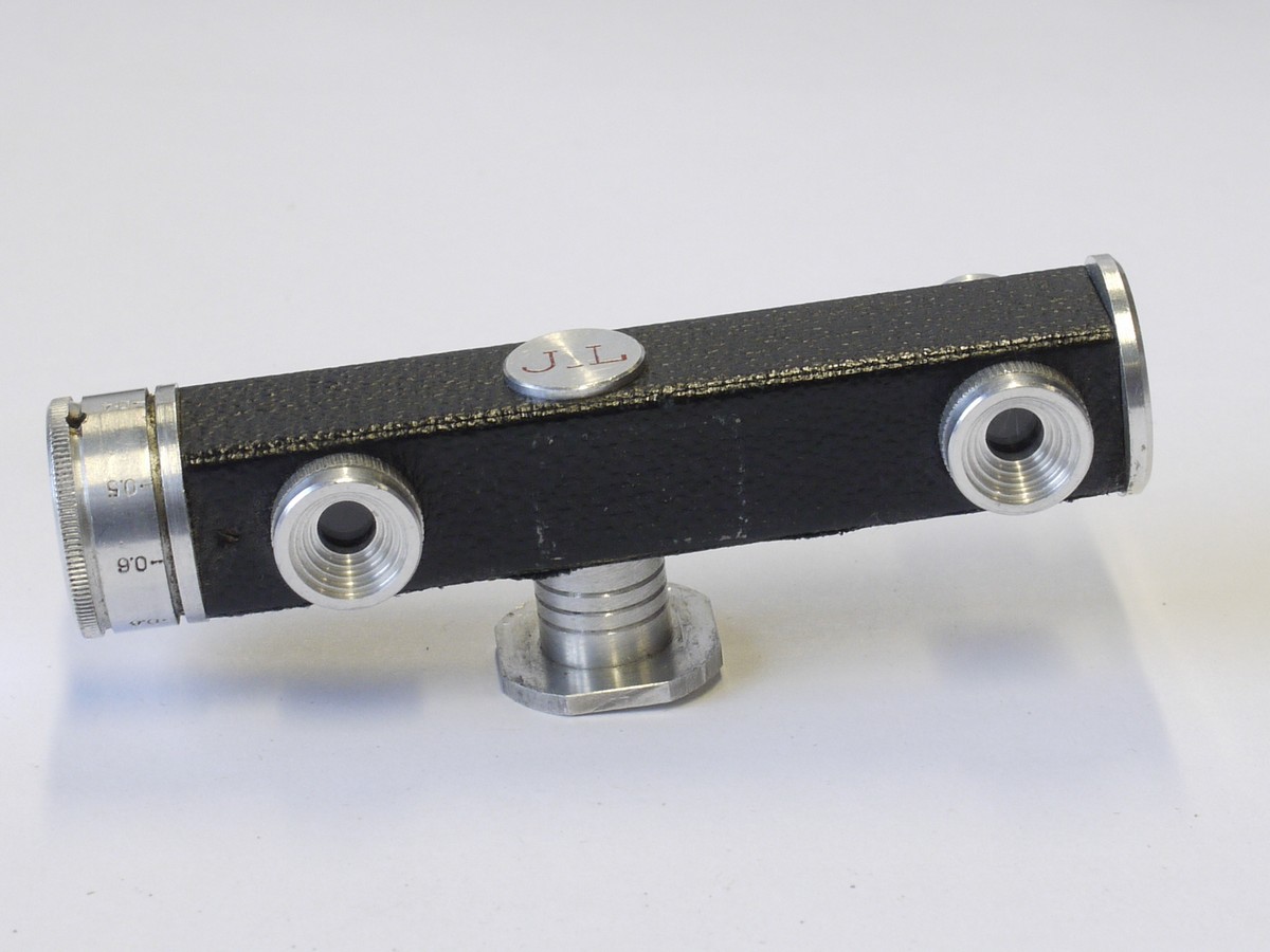 mwclassiccameras-20230203-461 JL (in large Letters) long base shoe rangefinder, scale in Metres. Made in France. Copy of Leitz Rangefinder
