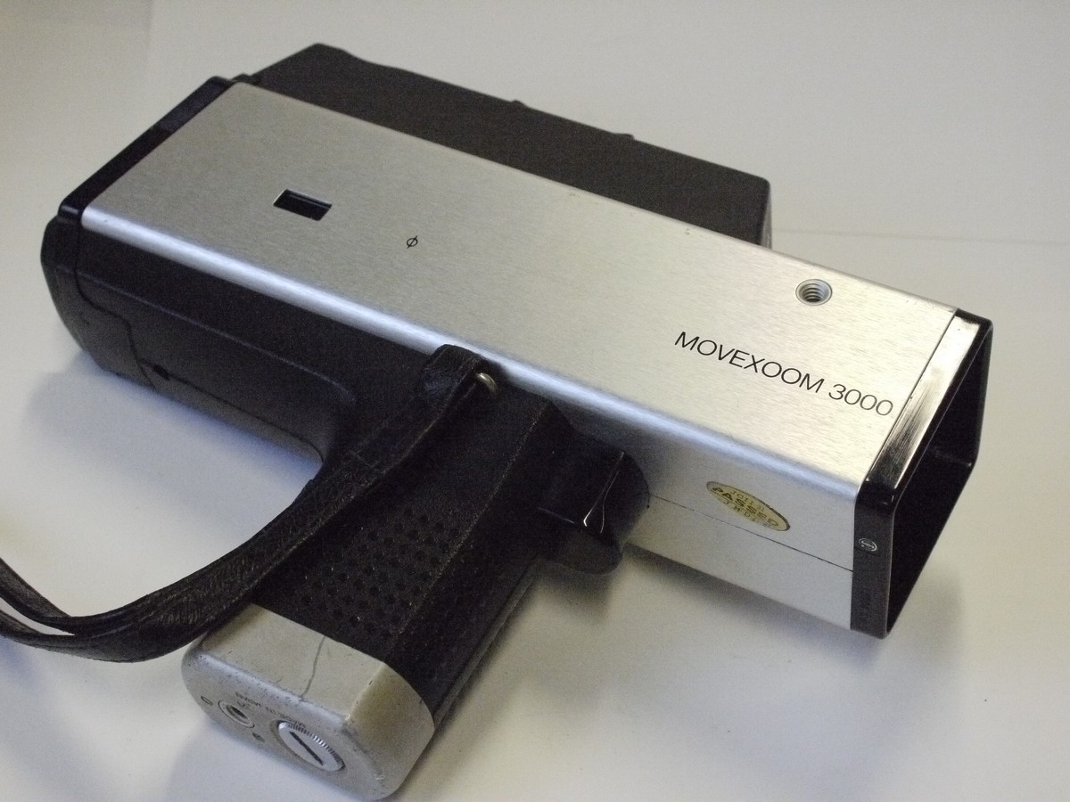 mwclassiccameras-20230303-220 Agfa Movexoom 3000 Super 8 Movie camera with 7-42mm zoom lens, 3 running speeds with single frame & motorized zoom. With Agfa leather case